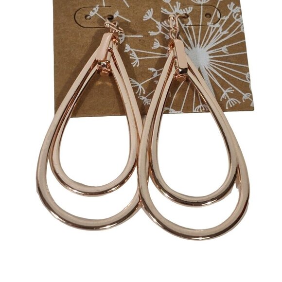 Cracker Barrel Hanging Earrings Jewelry Rose Gold Tone NEW - Picture 1 of 3
